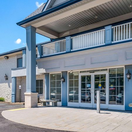 Econo Lodge Квакертаун Экстерьер фото