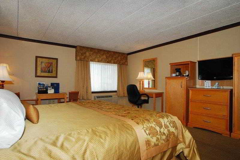 Econo Lodge Квакертаун Экстерьер фото