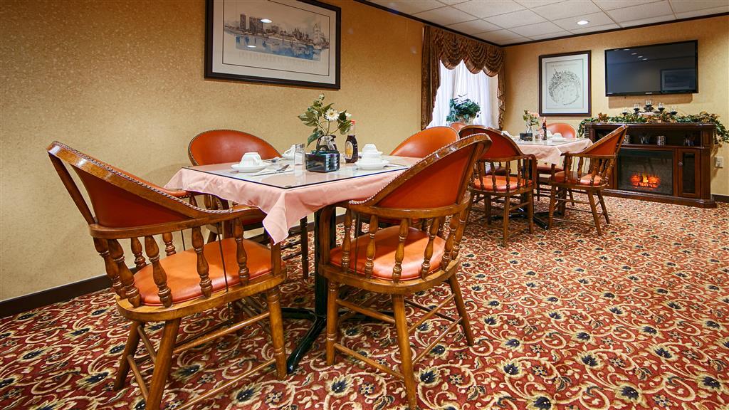 Econo Lodge Квакертаун Экстерьер фото
